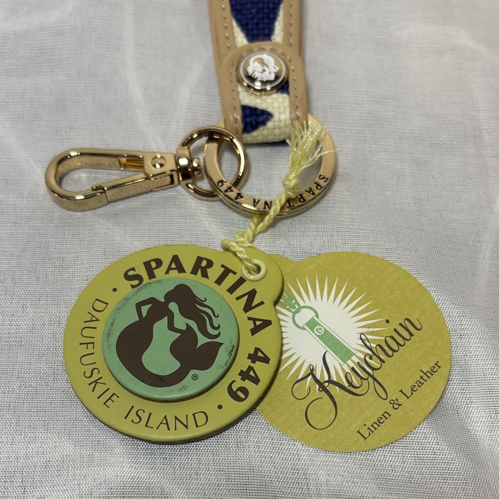 Spartina 449 Navy and Beige Keychain - Picture 2 of 4